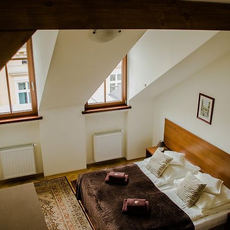 Royal Route 29 Comfort Rooms คราคูฟ ภายนอก รูปภาพ