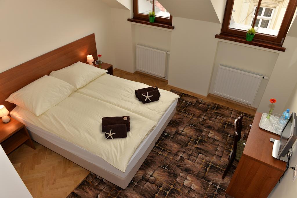 Royal Route 29 Comfort Rooms คราคูฟ ห้อง รูปภาพ