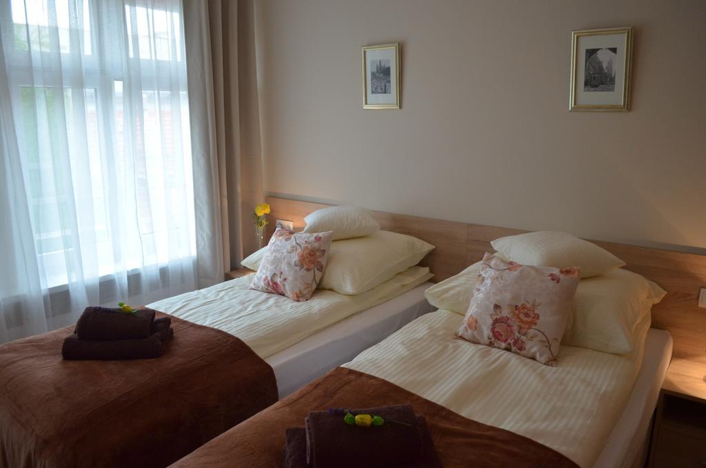 Royal Route 29 Comfort Rooms คราคูฟ ภายนอก รูปภาพ