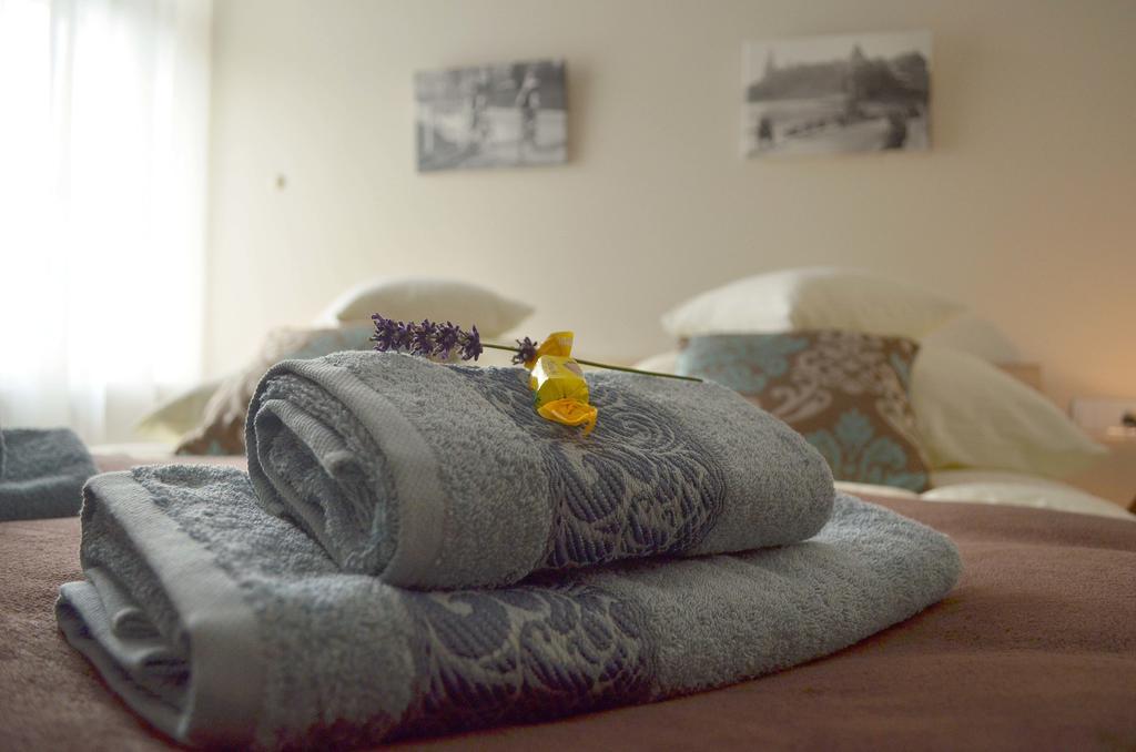 Royal Route 29 Comfort Rooms คราคูฟ ภายนอก รูปภาพ