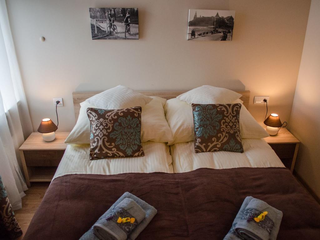 Royal Route 29 Comfort Rooms คราคูฟ ภายนอก รูปภาพ