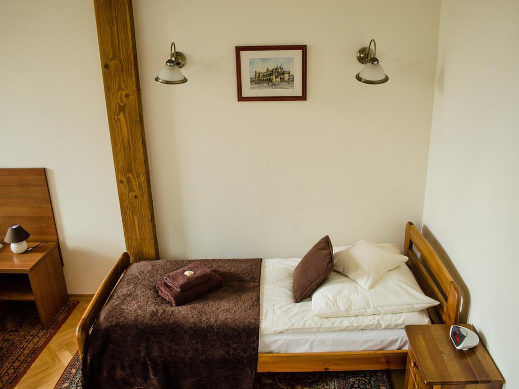 Royal Route 29 Comfort Rooms คราคูฟ ภายนอก รูปภาพ