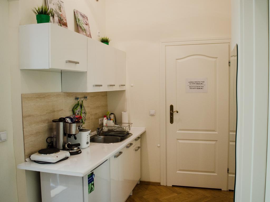 Royal Route 29 Comfort Rooms คราคูฟ ภายนอก รูปภาพ
