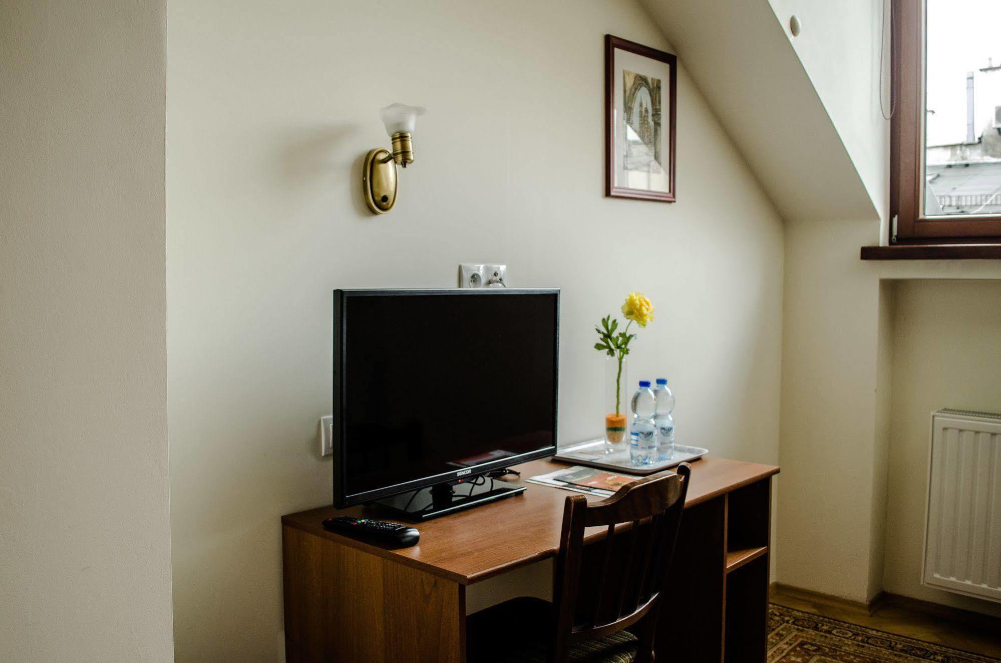 Royal Route 29 Comfort Rooms คราคูฟ ภายนอก รูปภาพ